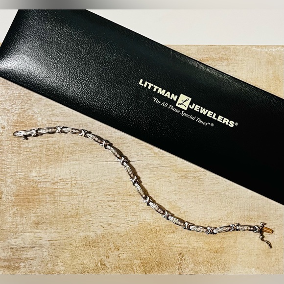 - 1k Diamond Tennis Bracelet, 925 Sterling Silver  X Link Chain - Picture 1 of 5